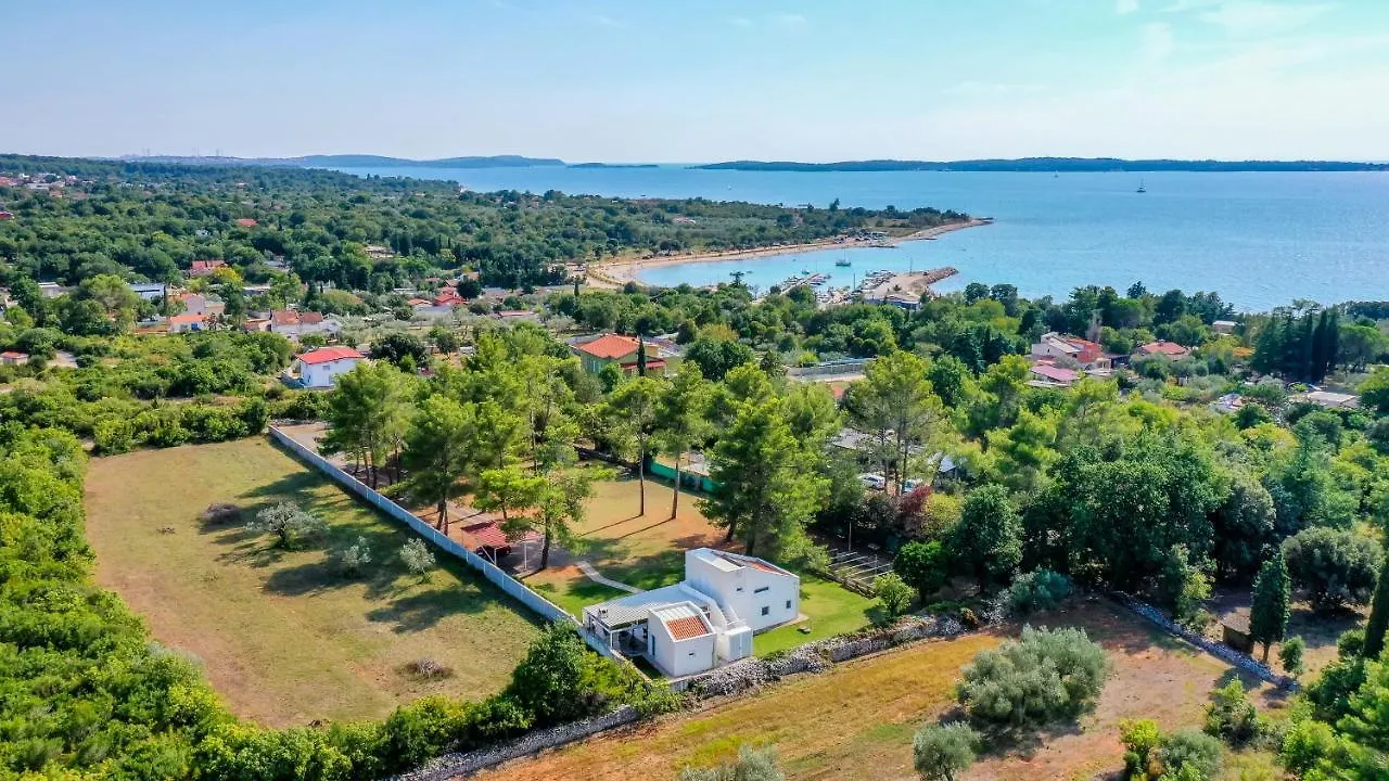 Villa Shimunelka Peroj